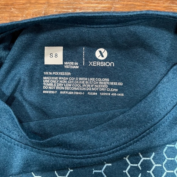 Xersion Quick-Dry Boys Athletic Tee-Shirt , Size 8 - Picture 2 of 5
